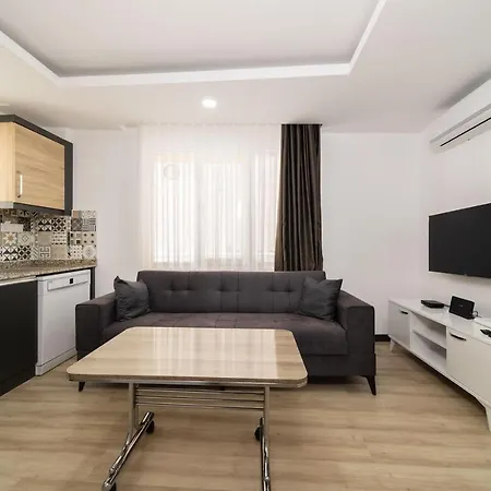 Pleasant Flat 15 Min Walking Distance To Kaleici In Muratpasa, Antalya Apartman Antalya