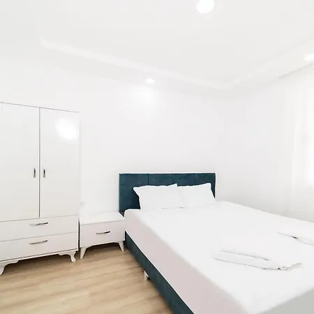 Apartman Pleasant Flat 15 Min Walking Distance To Kaleici In Muratpasa, Antalya